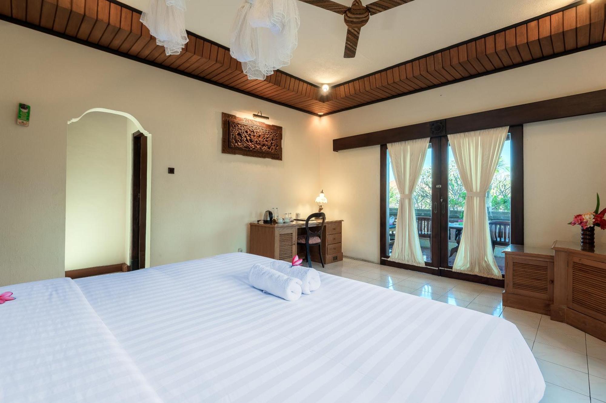 Banyualit Spa 'N Resort Lovina Экстерьер фото