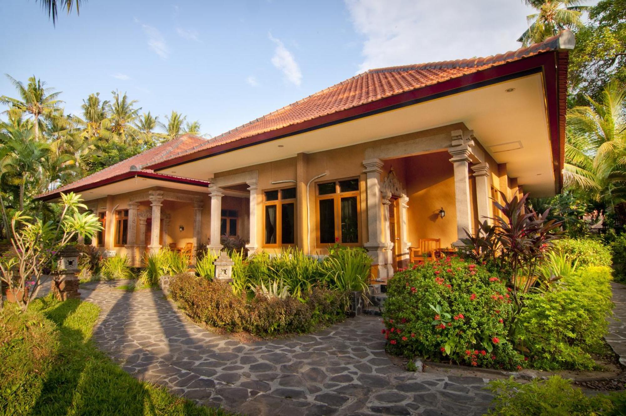 Banyualit Spa 'N Resort Lovina Экстерьер фото