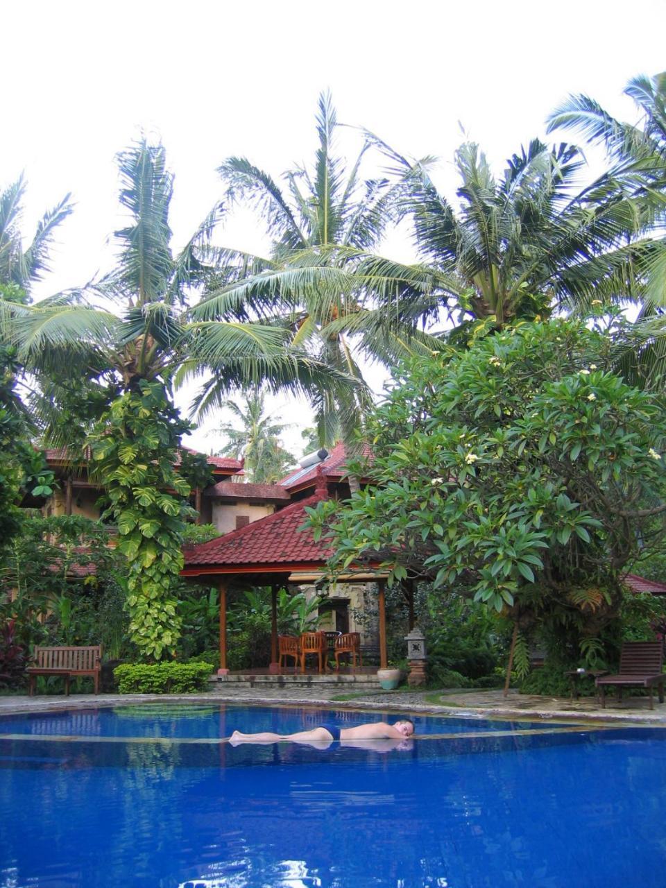 Banyualit Spa 'N Resort Lovina Экстерьер фото